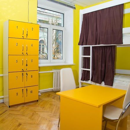 Sun City Hostel Киев Экстерьер фото